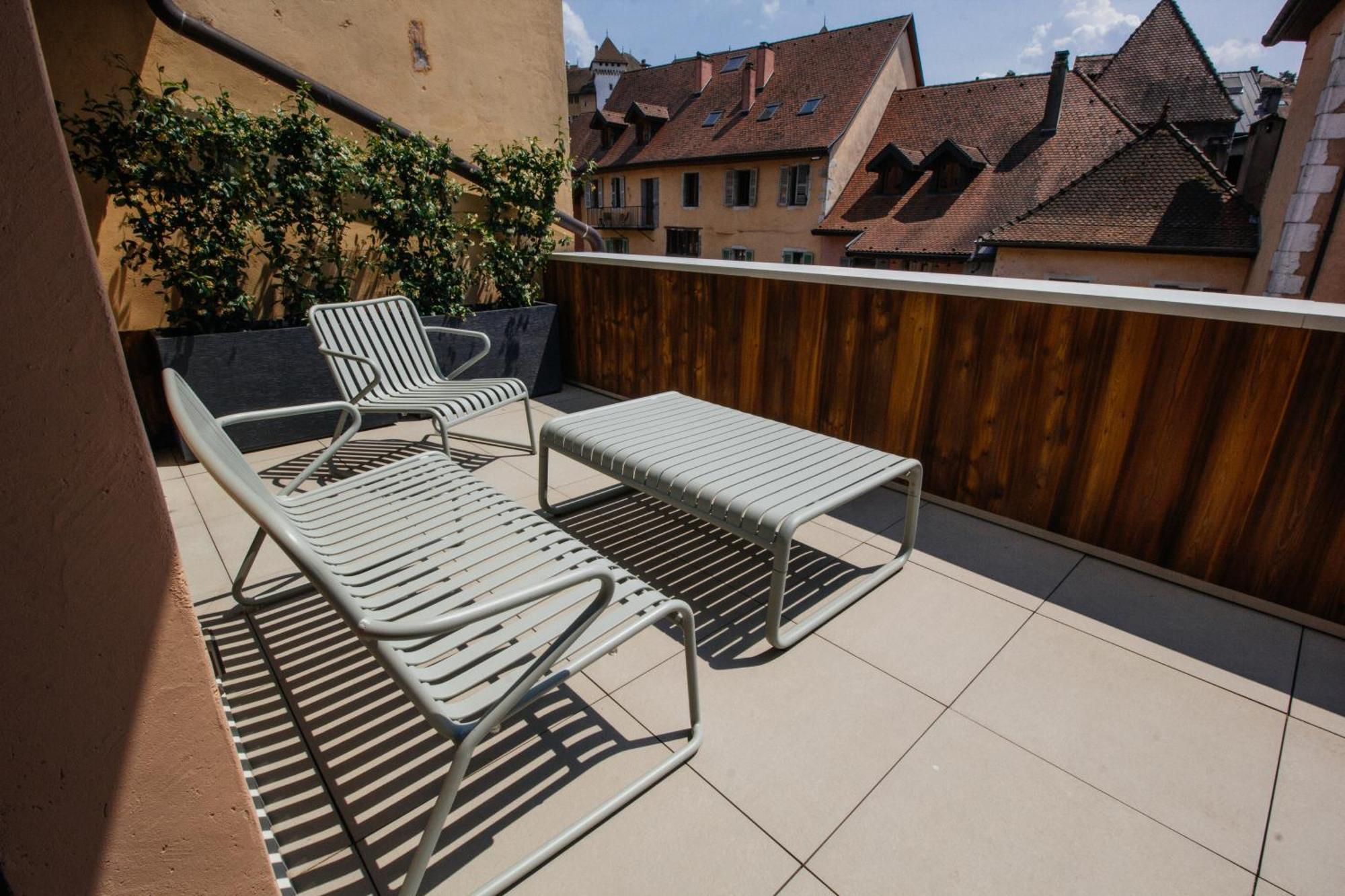 Auberge Du Lyonnais Annecy Exterior photo